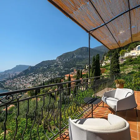 Beautiful With Sea View In