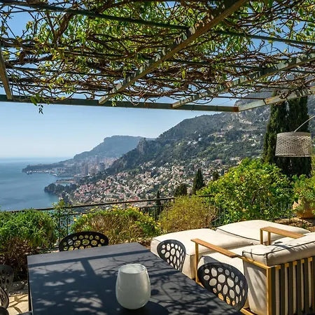 Villa Beautiful With Sea View In *