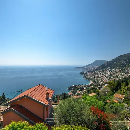 Beautiful With Sea View In Villa