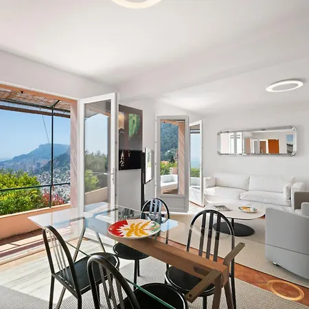 Beautiful With Sea View In